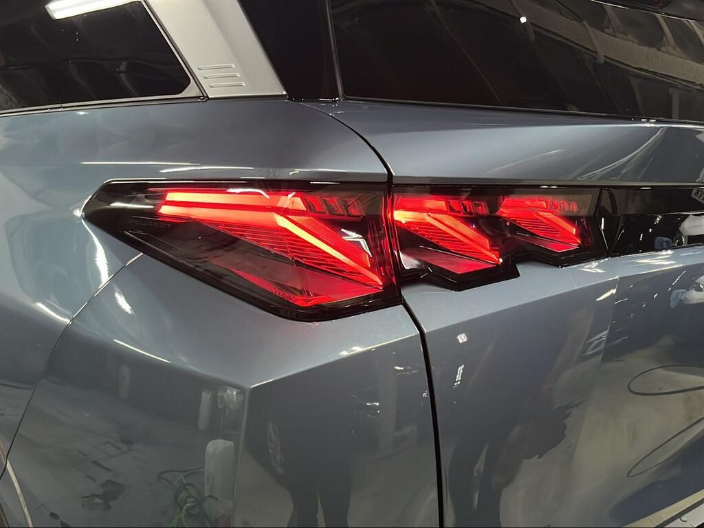 Peugeot 5008 1.2 100KW GT eDCS6 - Foto 752