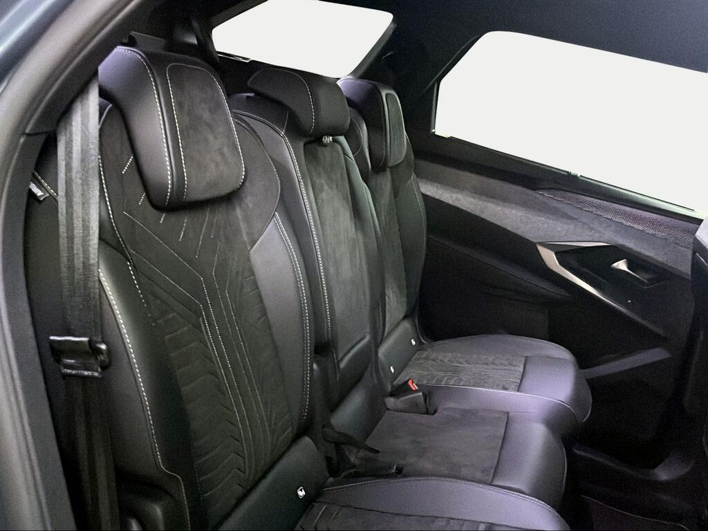 Peugeot 5008 1.2 100KW GT eDCS6 - Foto 748