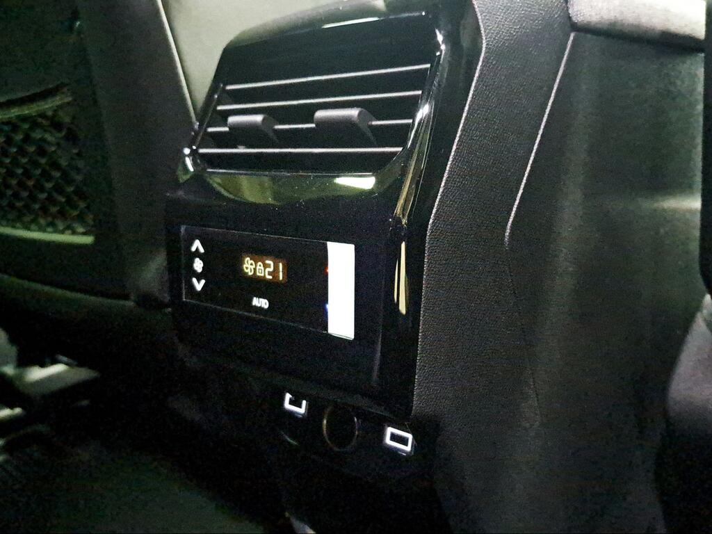 Peugeot 5008 1.2 100KW GT eDCS6 Hybrid - Foto 1020