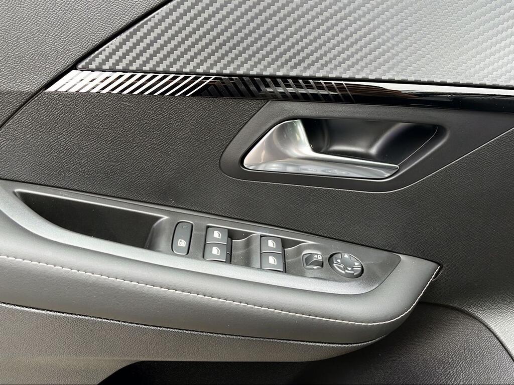 Peugeot 208 Allure Gasolina 100 S&S 6 Vel. MAN - Foto 1321