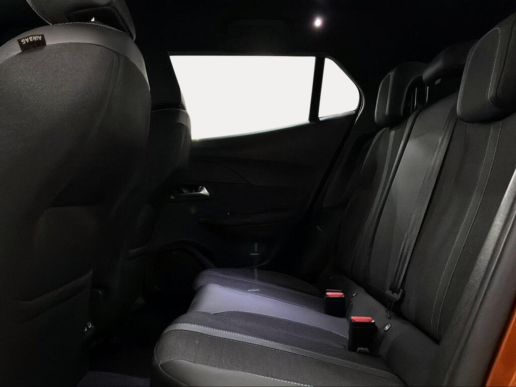 Peugeot 2008 Allure Pack BlueHDI 130 S&S EAT8 - Foto 1278