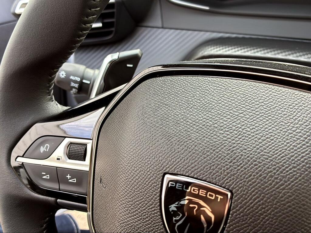 Peugeot 208 Style HYBRID 110 eDCS6 - Foto 1368