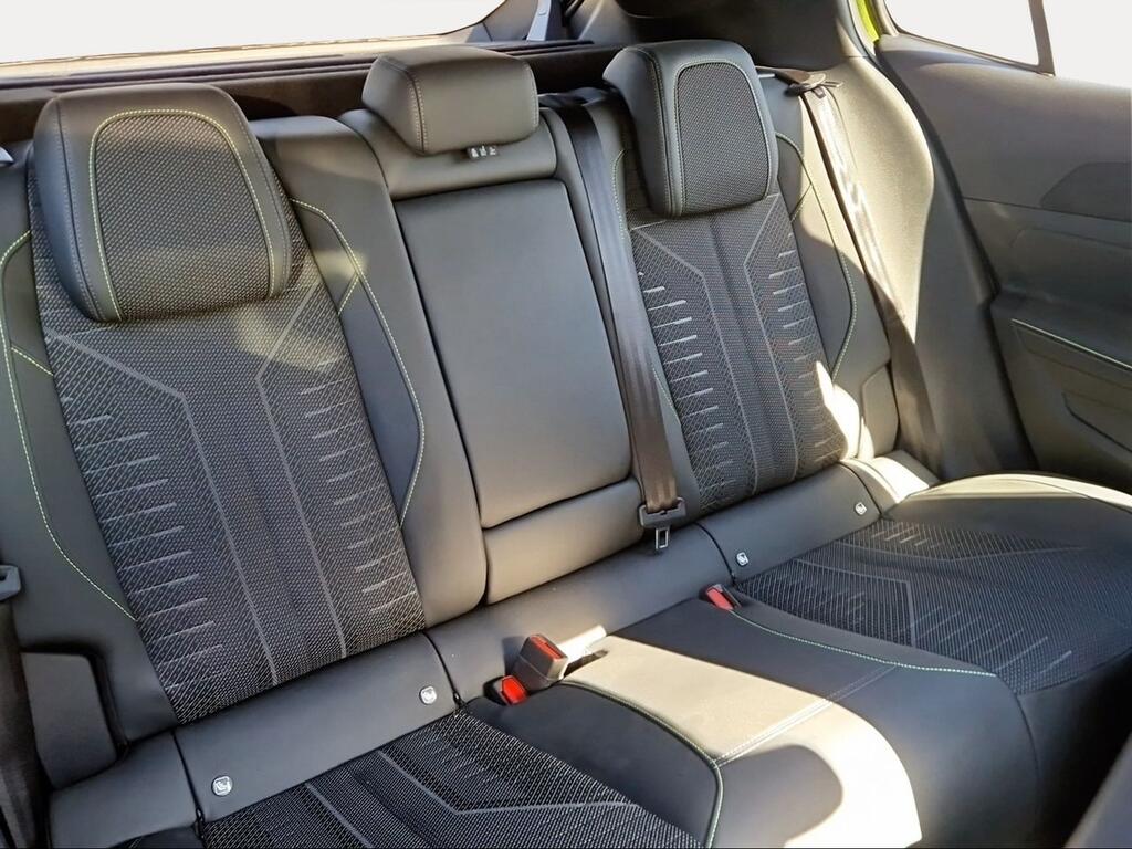Peugeot 408 408 GT HYBRID 145 eDCS6 - Foto 1635