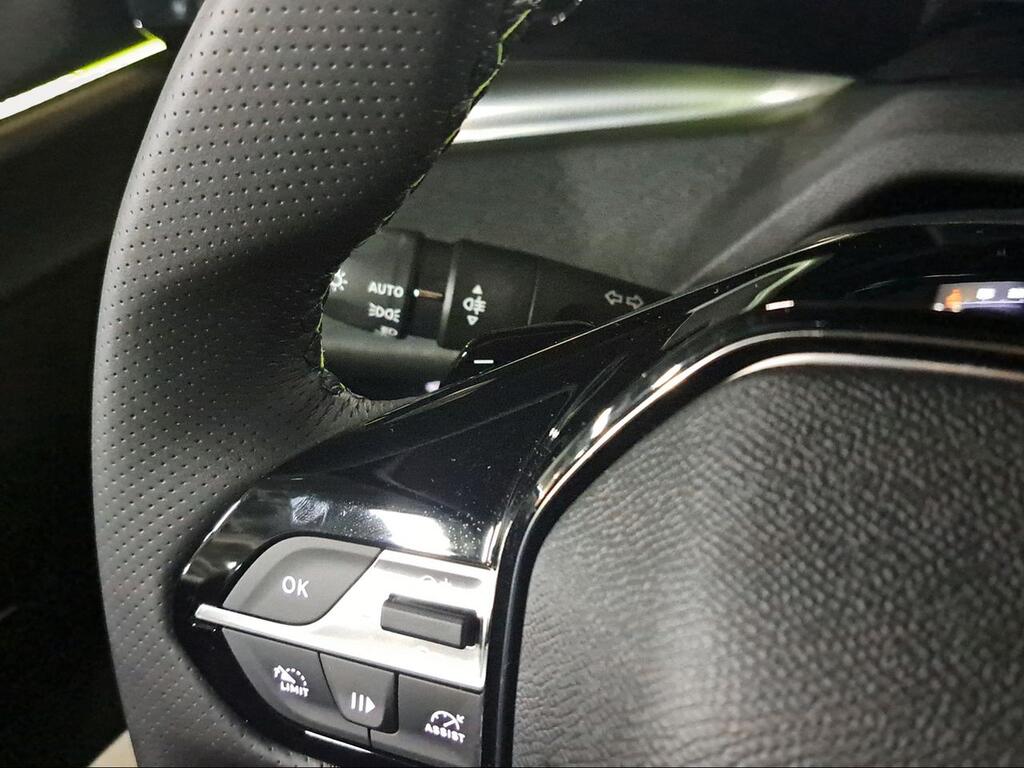 Peugeot 308 SW GT BlueHDi 130 S&S EAT8 - Foto 885