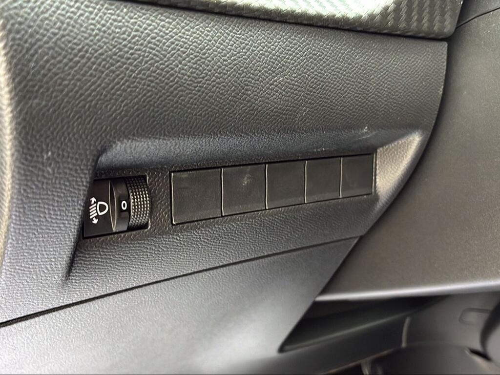 Peugeot 208 Allure Gasolina 100 S&S 6 Vel. MAN - Foto 1188