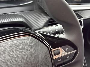 Peugeot 208 Allure Gasolina 100 S&S 6 Vel. MAN