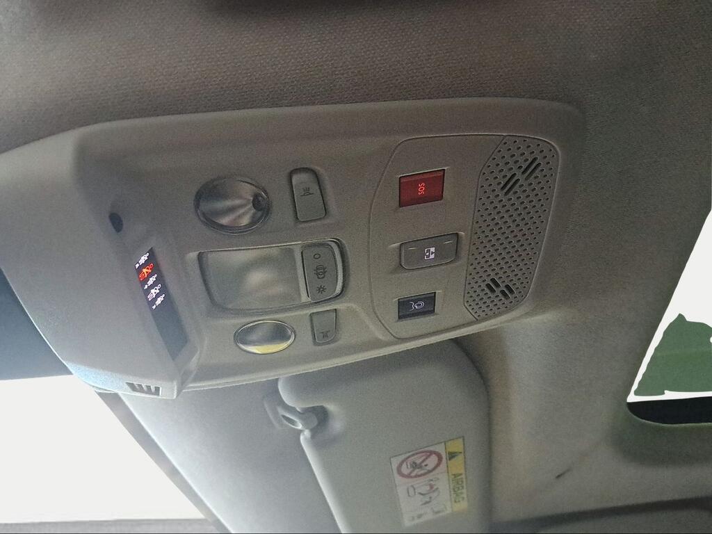 Citroën C4 PureTech 130 S&S 6v Shine - Foto 845