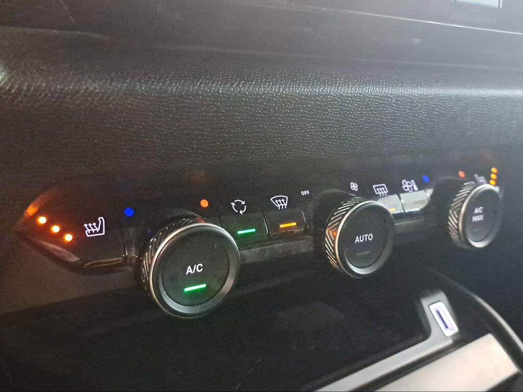 Citroën C4 PureTech 130 S&S 6v Shine - Foto 841