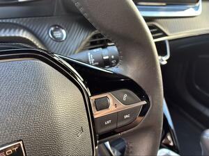 Peugeot 2008 Allure Puretech 100 S&S 6 Vel. MAN