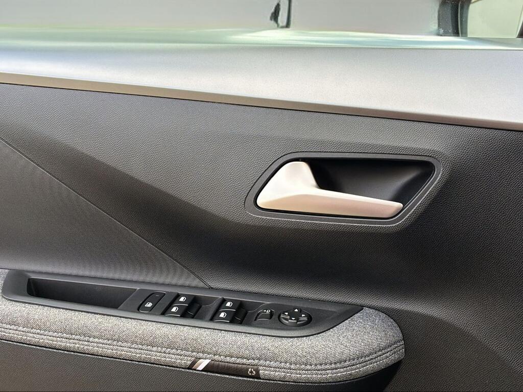 Opel Frontera 1.2T XHT Hybrid eDCT6 107kW GS - Foto 110