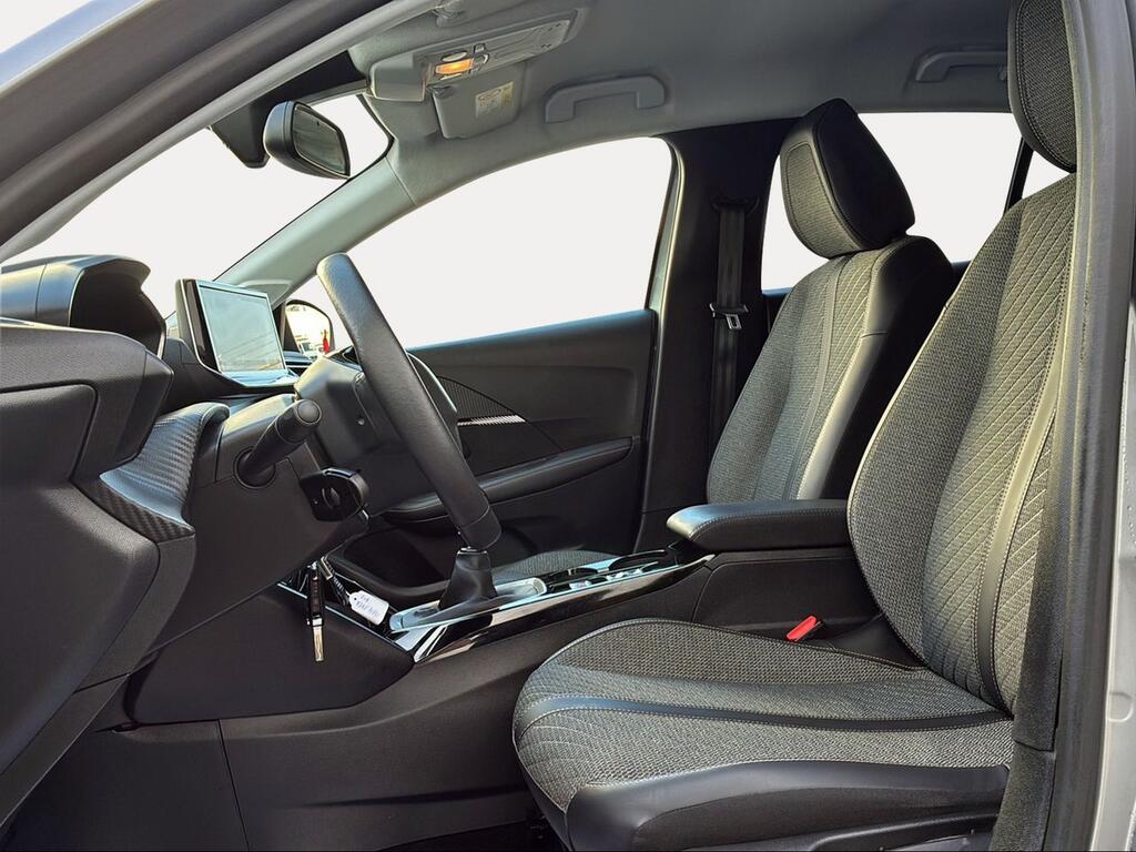 Peugeot 208 Allure Puretech 100 CV  6Vel. MAN - Foto 1356
