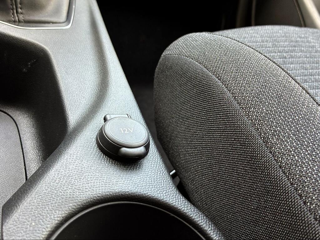 Peugeot 208 Style Gasolina 100 S&S 6 Vel MAN - Foto 941