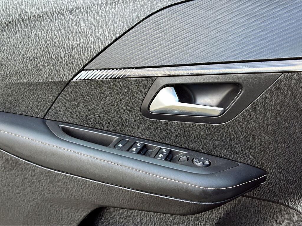 Peugeot 208 Allure Puretech 100 CV  6Vel. MAN - Foto 1368