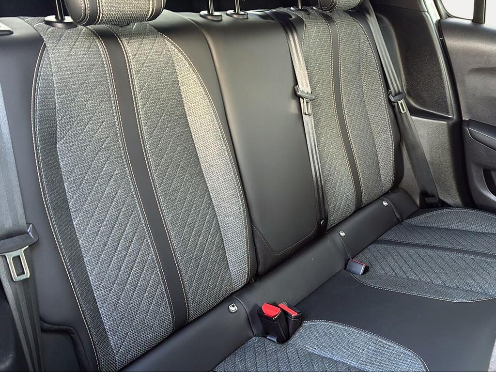 Peugeot 208 Allure Puretech 100 CV  6Vel. MAN - Foto 1363