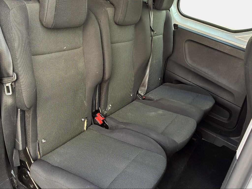 Peugeot Rifter Active Pack Business Standard BHDi 100 S&S Manual 6 Vel - Foto 1131