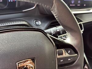 Peugeot 2008 Allure Puretech 100 S&S 6 Vel. MAN