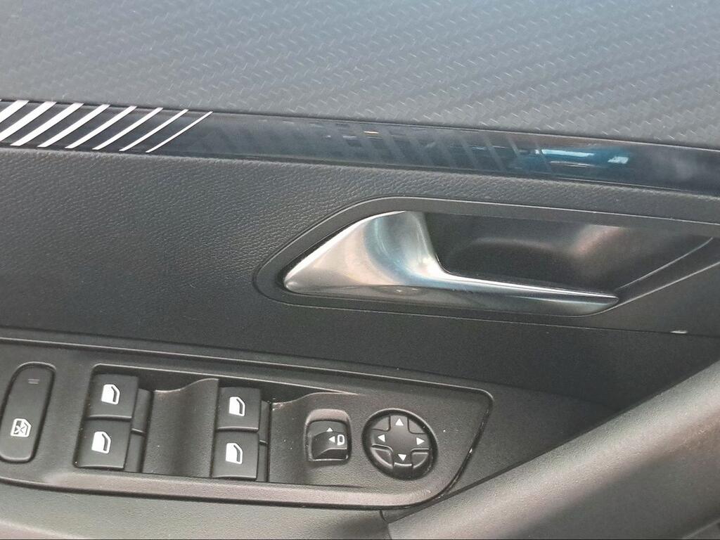 Peugeot 2008 N2008 Allure Hybrid 145 eDCS6 - Foto 89