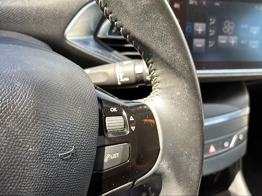 Peugeot 308 5p Style 1.2 PureTech 81KW (110CV) S&S - Foto 870