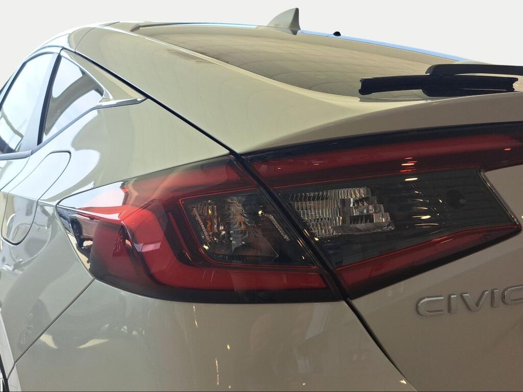 Honda Civic 2.0 i-MMD Elegance CVT - Foto 593