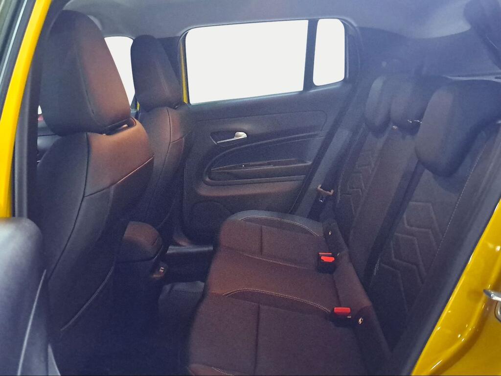 Jeep Avenger 1.2 eHybrid 74kW (100CV) Altitude - Foto 787