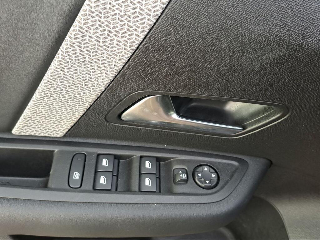 Citroën C4 Hybrid 136 e-DCS6 Max - Foto 913