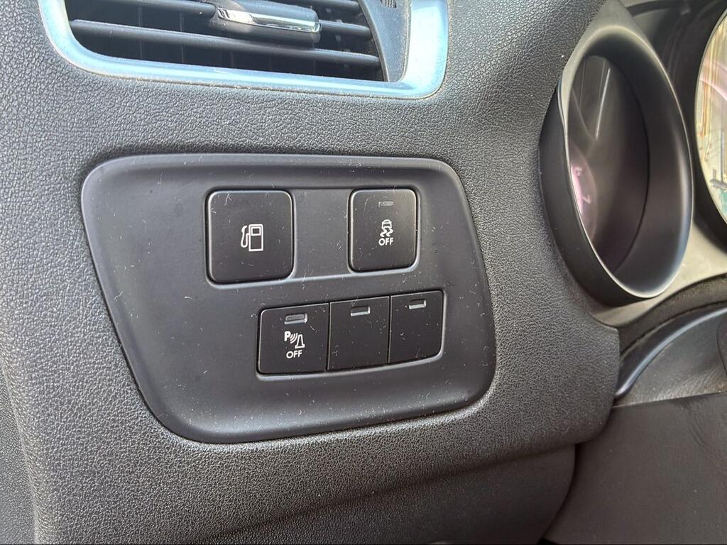 Citroën C4 BlueHDi 73KW (100CV) Live Edition - Foto 939