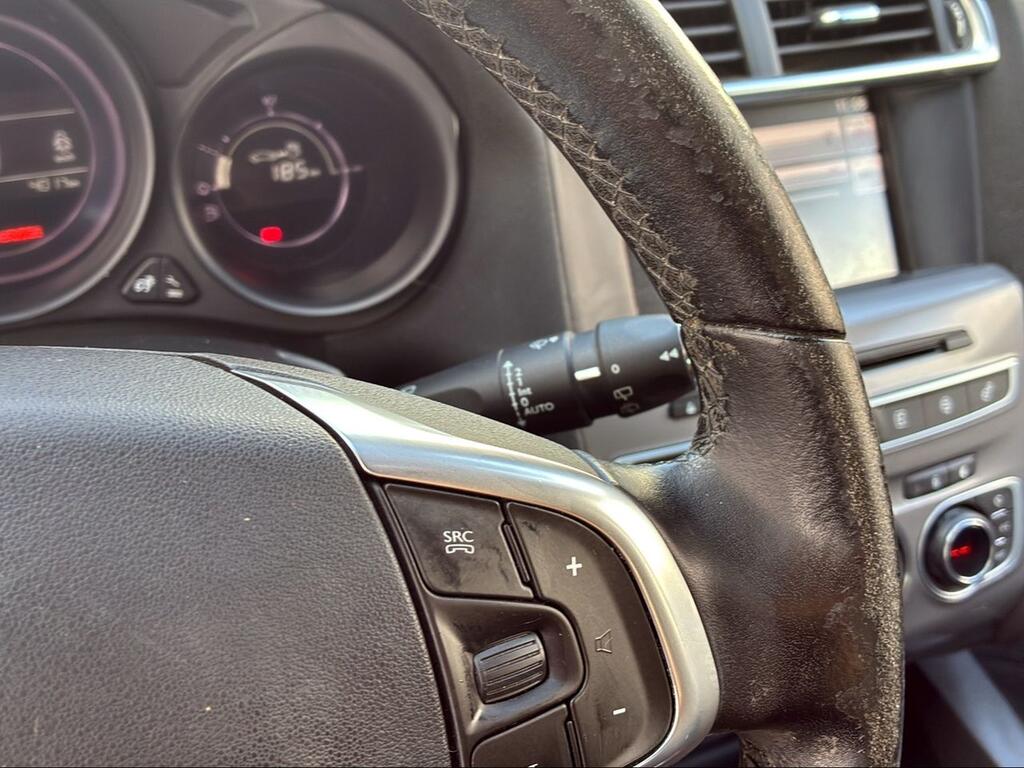 Citroën C4 BlueHDi 73KW (100CV) Live Edition - Foto 937