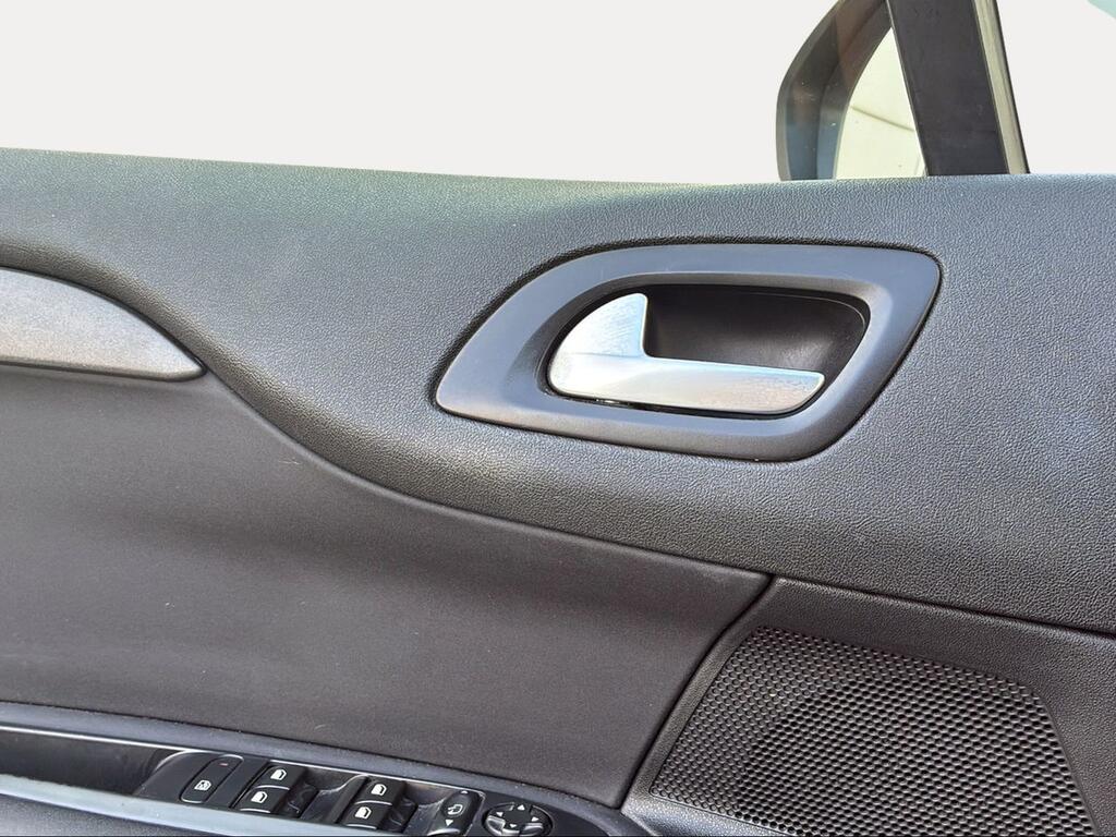 Citroën C4 BlueHDi 73KW (100CV) Live Edition - Foto 935