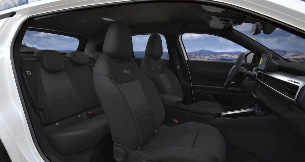 Jeep Avenger 1.2 eHybrid 81kW (110CV) Altitude - Foto 480